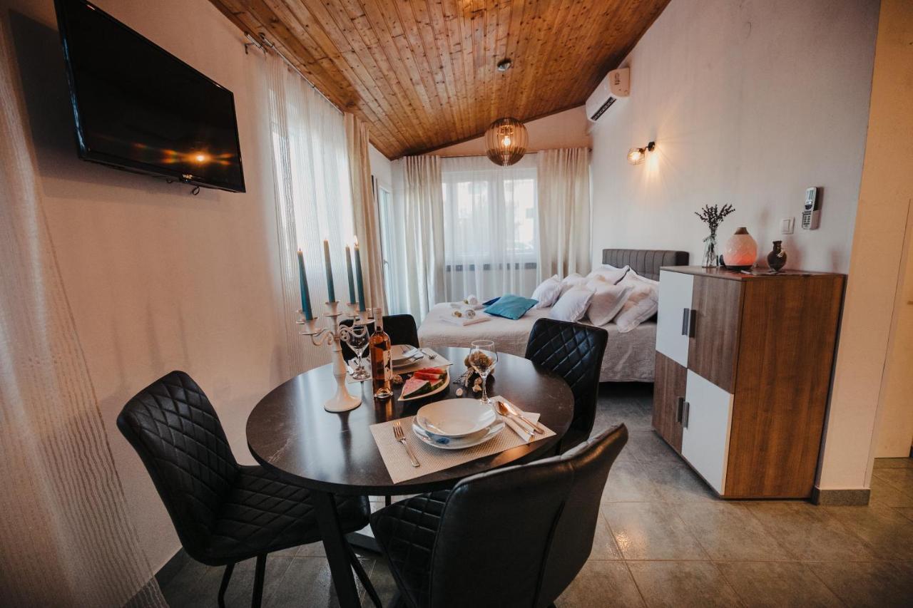 Studio Apartmant Tonka Σίμπενικ Εξωτερικό φωτογραφία