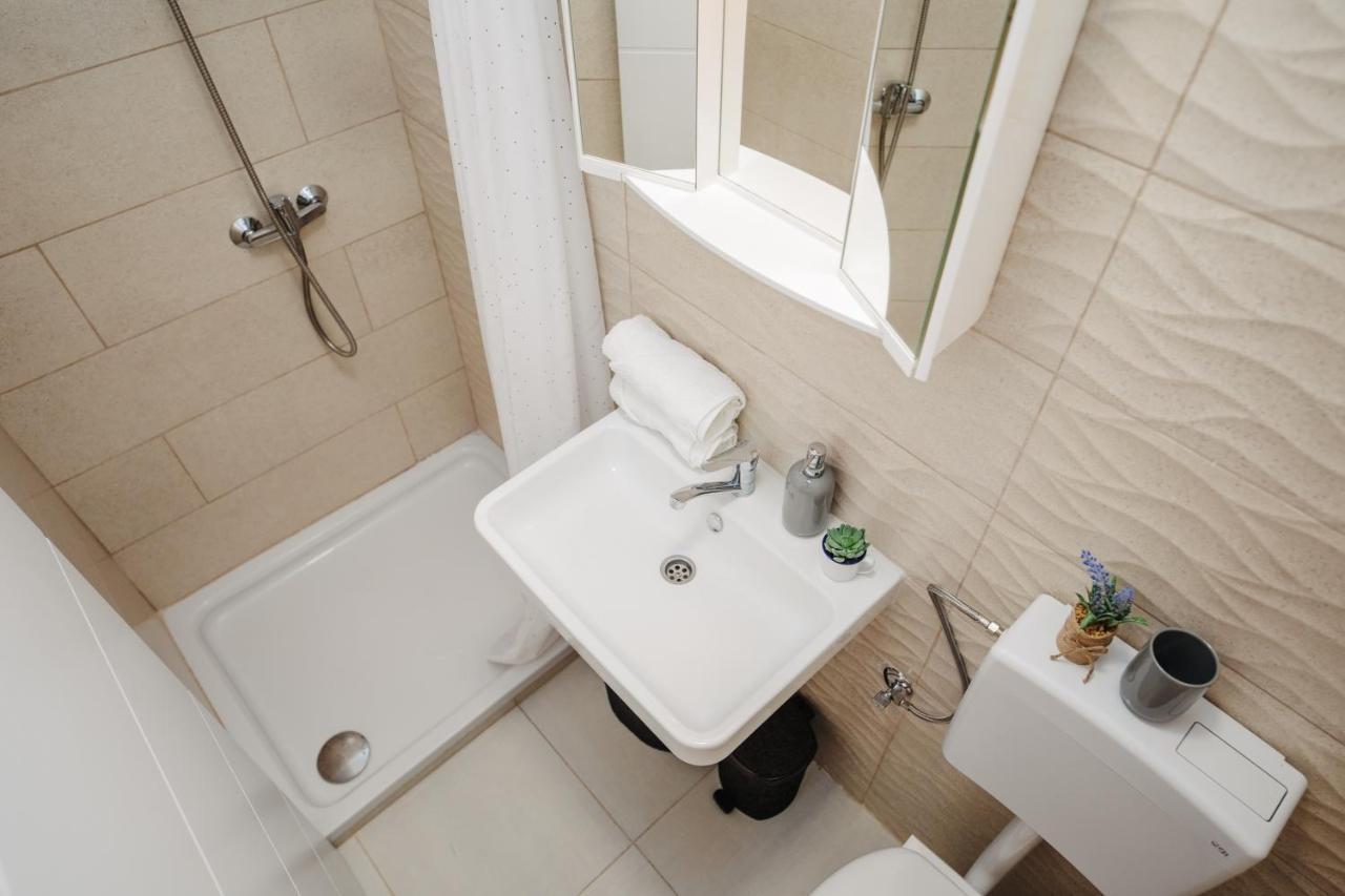 Studio Apartmant Tonka Σίμπενικ Εξωτερικό φωτογραφία
